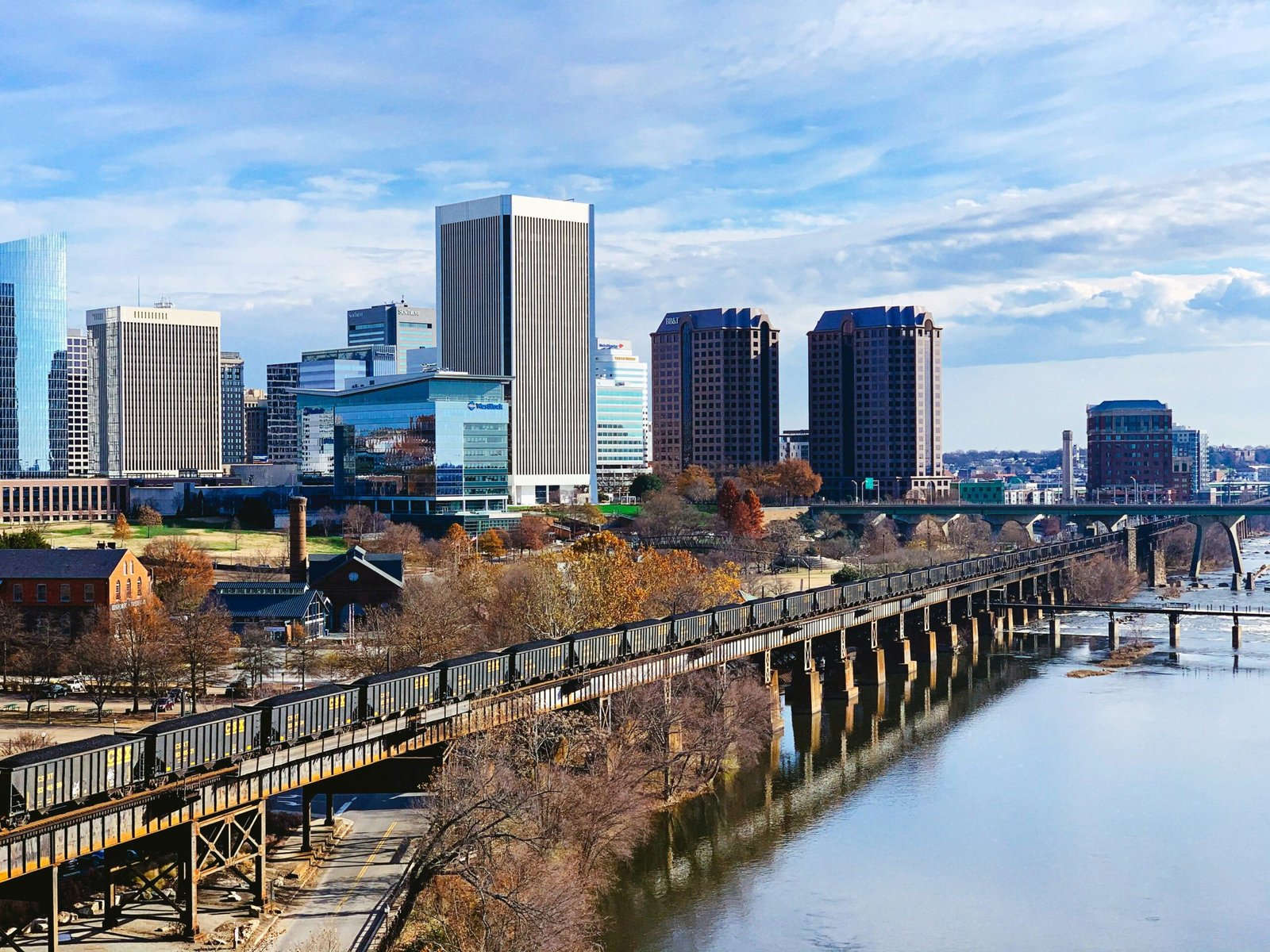 Green Life DC Weed Dispensary And Marijuana Cannabis Delivery for Northern Virginia patients